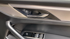 Jaguar F-Pace 2.0 D200 R-Dynamic S 5dr Auto AWD Diesel Estate